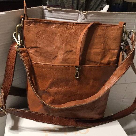 Berliner Sofia leather crossbody bag with 2 outside slip pockets and pouch. NWOT - Picture 7 of 14